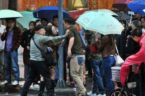 宜兴吃瓜群众事件真相视频,揭秘真相背后的真相