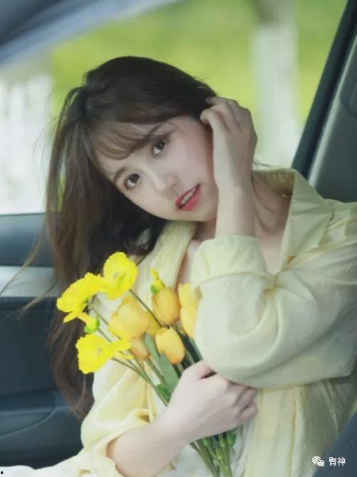 吃瓜视频粉色显肤色,揭秘吃瓜视频中的时尚潮流