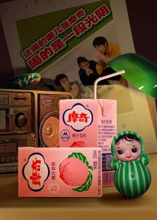 小晨软糖野餐兔吃瓜群众,瓜田里的欢乐时光