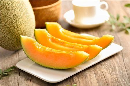 献血之后可以吃哈密瓜吗,献血后适宜食用哈密瓜吗？