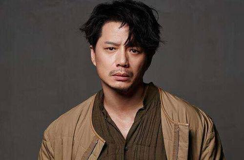 演员徐崴罗吃瓜群众是谁,揭秘“吃瓜群众”背后的神秘面纱