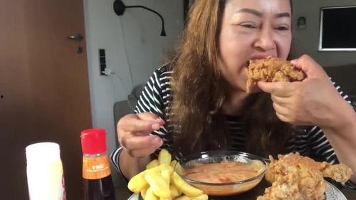 鸡皮娘娘吃瓜视频,揭秘吃瓜界的传奇人物