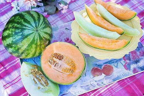 孕妇梦见吃瓜意思,瓜果飘香预示着甜蜜孕期