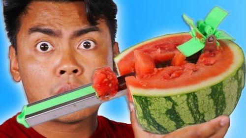 吃瓜看热闹视频素材,揭秘热门视频背后的吃瓜看热闹现象