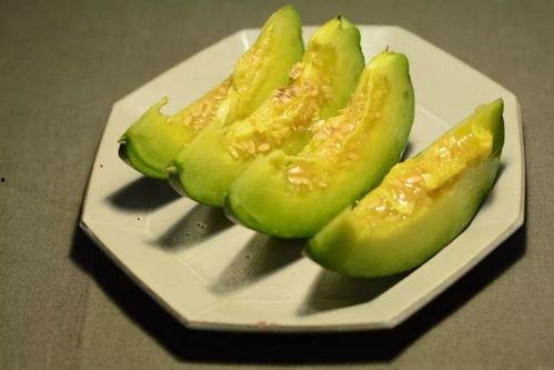 天太热了吃瓜群众,吃瓜群众欢度清凉时光