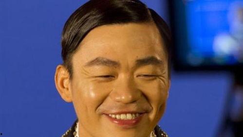 在逃犯吃瓜群众身份,揭秘吃瓜群众的狂欢与无奈