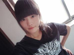 吃瓜群众女装视频大全,吃瓜群众女装视频大全，揭秘网络红人时尚风采