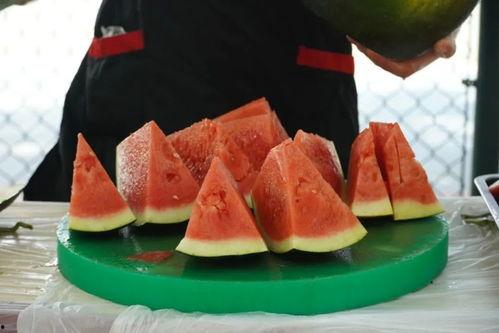 大学吃瓜网zhi,揭秘校园热点事件，带你领略校园生活百态