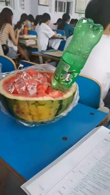 吃瓜窜稀段子,那些让人窜稀的段子集锦