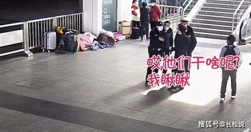 解放西吃瓜视频,揭秘网红美食背后的故事