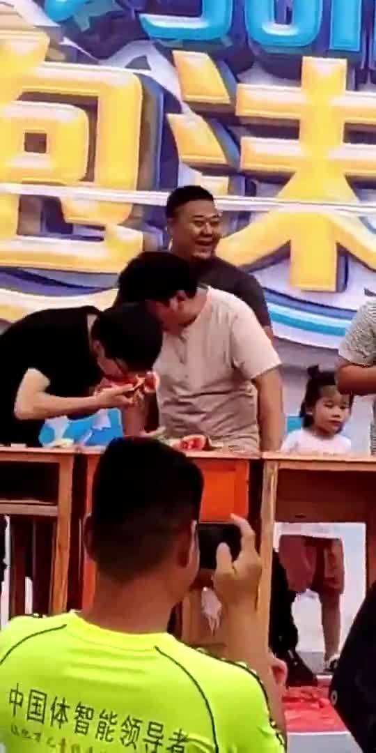 高手与普通人吃瓜视频,揭秘网络舆论背后的真相与差异