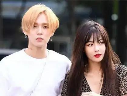 吃密瓜女孩原版,揭秘吃密瓜女孩的甜蜜生活