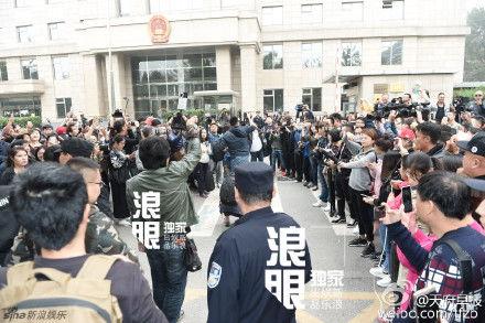 法院吃瓜现场视频,一幕幕趣味瞬间直击人心